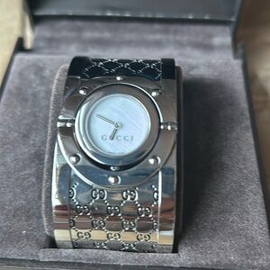 Ladies Gucci watch